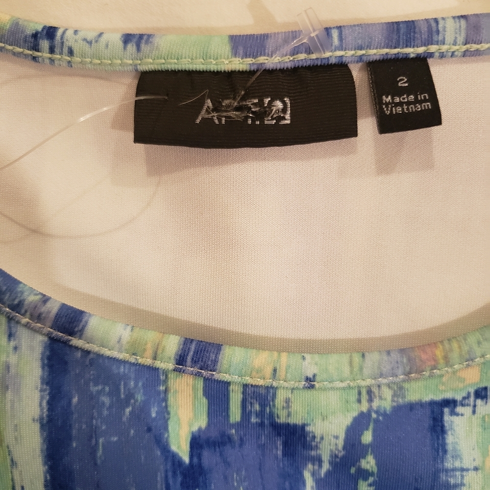 Abstract print bodycon dress - Picture 3 of 8